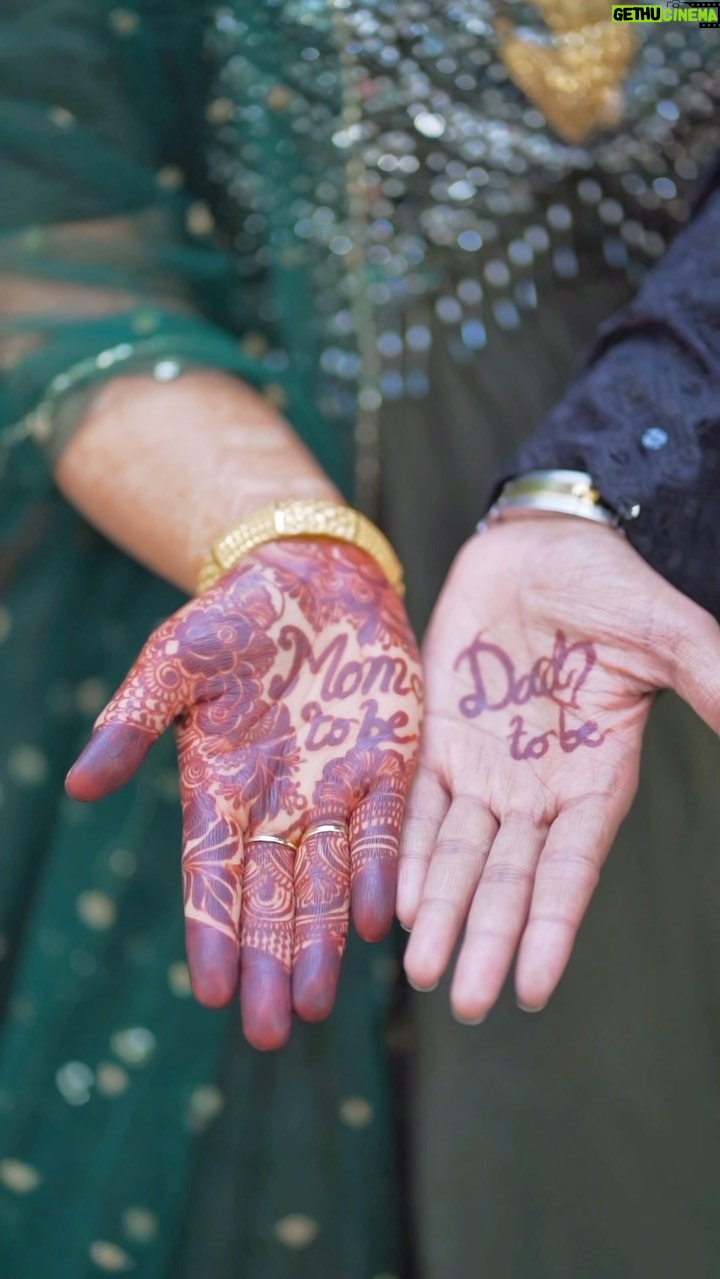 Bushhh Khan - 254.5K Likes - Parents to be ♥️🌍🍼 #ibbush 
.
.
Mehndi : @nidaimran_hennaartist_studio 
#trending #viral #couplegoals #momtobe #mom #love #foryou
