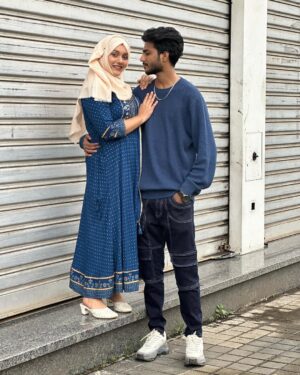 Bushhh Khan Instagram - The way you look, I fly like a butterfly 🦋 
.
.
#couplegoals #ibbush #love