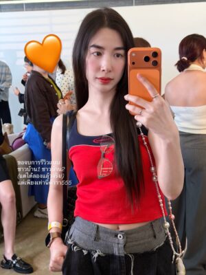 Butsakon Tantiphana Instagram - iPhone 17📱 touched down BKK last night!!
🇹🇭WELCOME to THAILAND🇹🇭
เมื่อคืนพวกเราได้สัมผัสและทดลองใช้ iPhone 17 เป็นกลุ่มแรกๆในประเทศไทยเลยค่ะ ก็เลยตื่นเต้นกันอย่างที่เห็นค๊าา555😆🤳🏼
#HongmanopHome #เปิดบ้านหงษ์มานพ