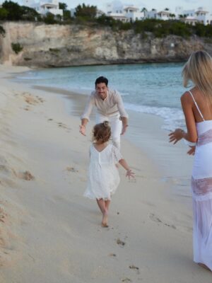Candela Ruggeri Instagram - Mi todo š @nicomaccari
Ph @alexandraschaedephoto
H @belmond_lasamanna