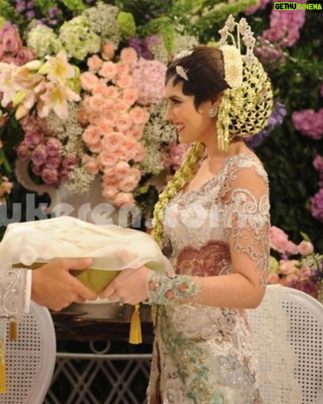 Carissa Putri - 28.4K Likes - 13 years ago ✨👰‍♀️