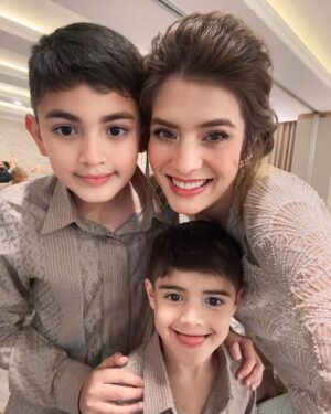 Carissa Putri Instagram - Shalva & Akbar’s Engagement Day 💍
Semoga dilancarkan terus sampe pernikahan ya💜
So happy for you guys 🫶🫶