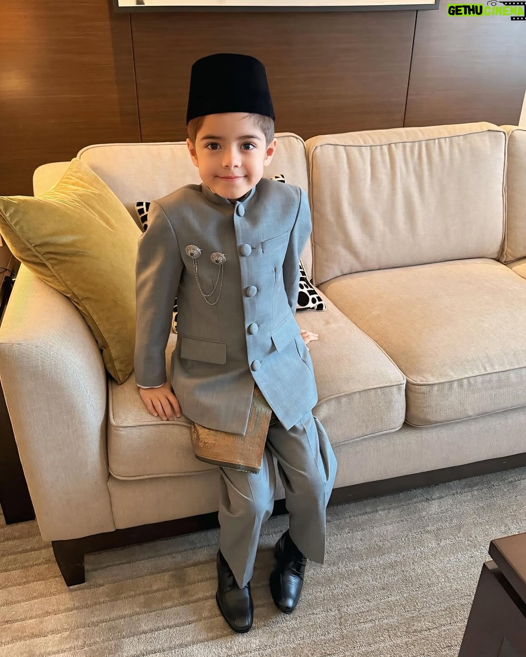 Carissa Putri - 21.8K Likes - Akad Nikah Akbar and Shalva 💍👰‍♀️
Kaka Shalva yang selalu jadi rebutan sepupunya, We love you Kaka Shalva 🩷🩷