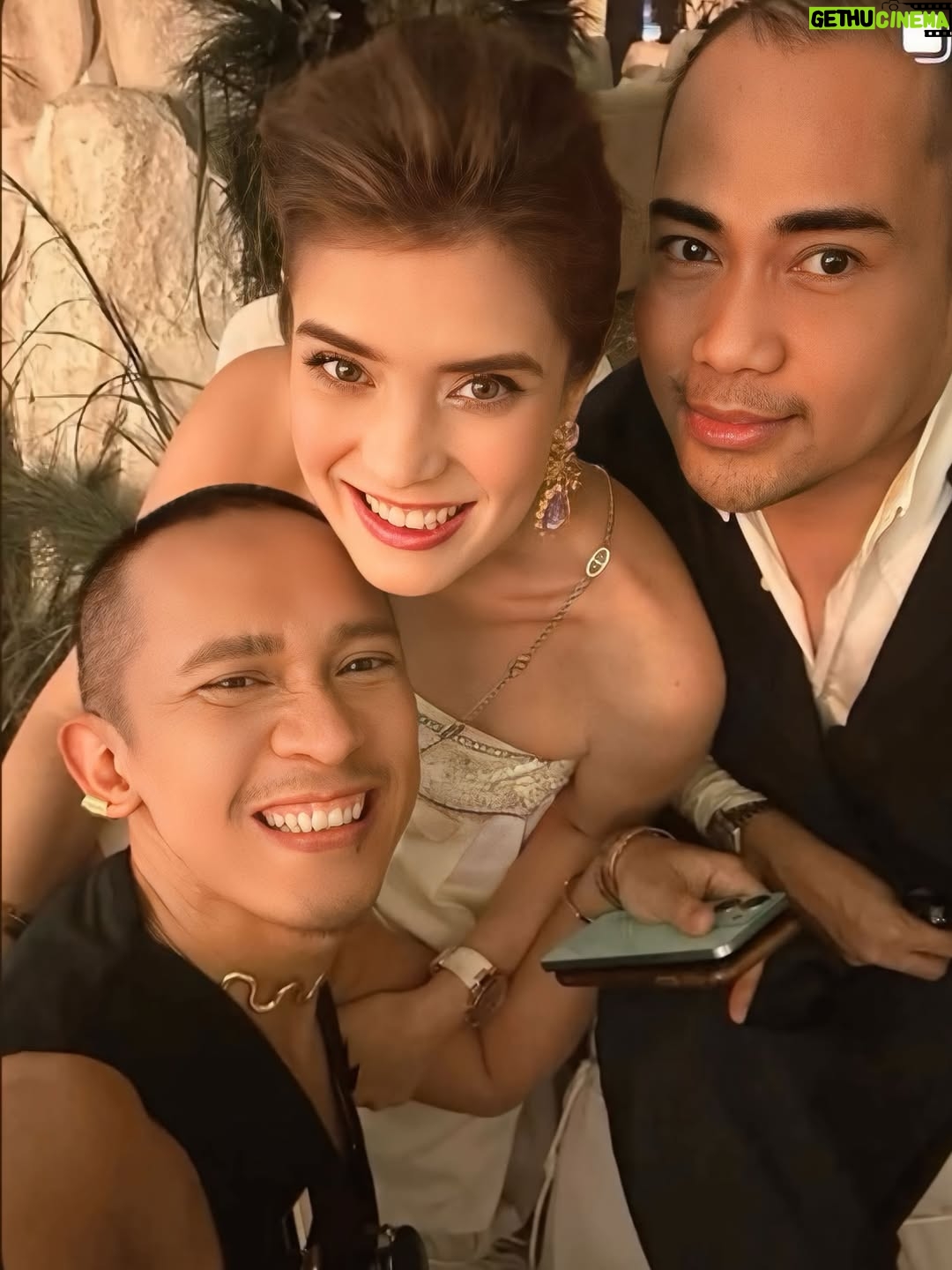 Carissa Putri - 22.6K Likes - With the Prettiest bride 👰‍♀️ @lunamaya 
Happy Wedding Luna & Maxime, happy2 terus ya kalian 🩷🩷🩷