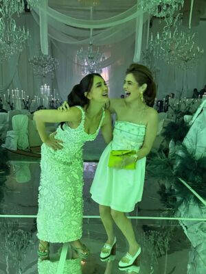 Carissa Putri Instagram - With the Prettiest bride 👰♀️ @lunamaya
Happy Wedding Luna & Maxime, happy2 terus ya kalian 🩷🩷🩷