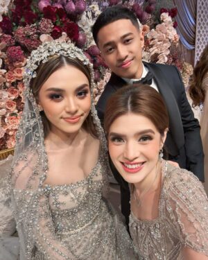 Carissa Putri Instagram - Cheers to love, laughter and happily ever after for Shalva and Akbar 🥰
Kaka Shalva kesayangan kita semua ❤️