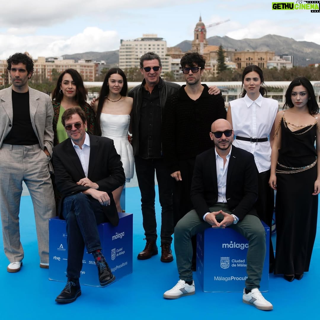 Carla Díaz - 14.3K Likes - El sábado presentamos “8” en el @festivalmalaga y el viernes 21 estrenamos en cines🤍 

@juliomedemfilm @morenafilms @borial_management 

Stylist: @maria_bernad 
@jeanpaulgaultier @cotoelena 
@rabanne 
@jimmychoo 
@aristocrazy 

Makeup @_chingisabella 
@narsissist @kerastase_official