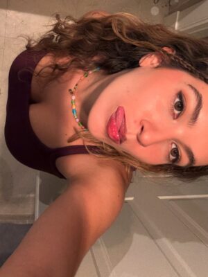 Carlota Boza Instagram - Cachitos de agosto