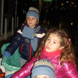 Carlota Boza Instagram - Hoy os subo un post nostalgico. He encontrado estas fotos en un ordenador, tengo tan buenos recuerdos! Me acuerdo de cada una de esas fotos!
SabĆ©is de quĆ© capĆtulo o temporada es cada foto?