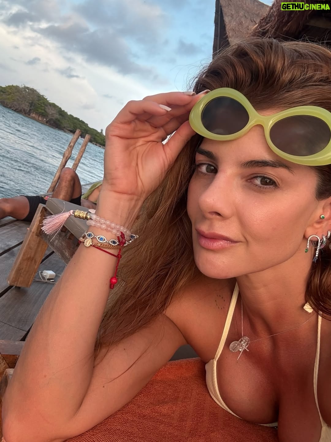 Carolina Cruz - 47.6K Likes - PRESENTE ☀️
@calamambo