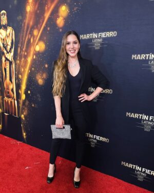 Carolina Mestrovic Instagram - Hermosa noche en la primera edición del Martin Fierro Latino Miami 2023!✨
@palomeragroup @alepalomera #palomeratalent
