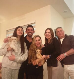 Carolina Mestrovic Instagram - Feliz 2025!✨