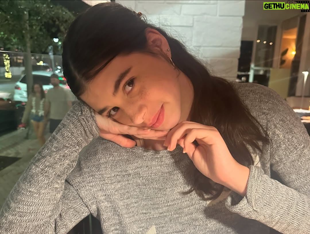 Carolina Mestrovic - 12.5K Likes - Recuerditos de Noviembre y empezando Diciembre ✨ Como amo esta época del año!