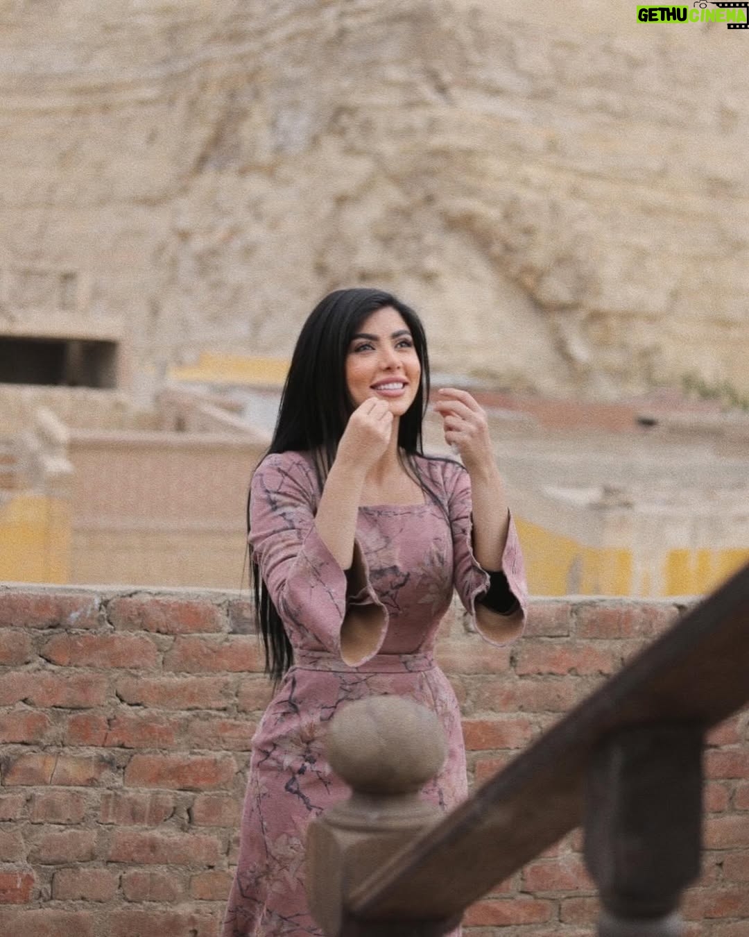 Caroline Azmy - 297.3K Likes - راويه
#فهد_البطل 
@dnosseir 
@dinafayad.photography
