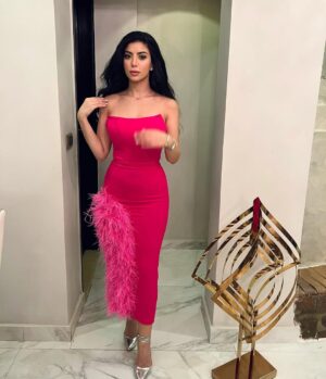 Caroline Azmy Instagram - Dress @samo_hagras 💕