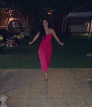 Caroline Azmy Instagram - Dress @samo_hagras 💕