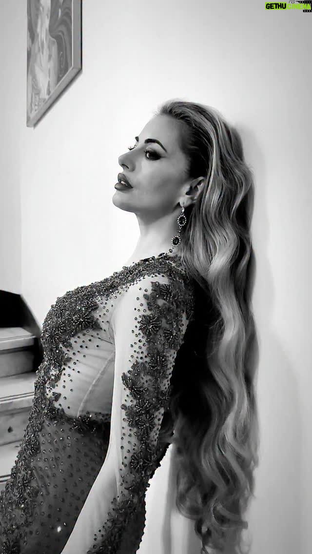 Catalina Palacios - 1.9K Likes - Backstage 👑🇨🇱✨
Trabajo artístico! Para @misschileuniverso
Creado y gestionando por @positive_models 
Pelo:@elpeluquerodelareina
Maquillaje: Catalina palacios 
Vestido: @luzangelicanovias
Joyas: @ericbijoux