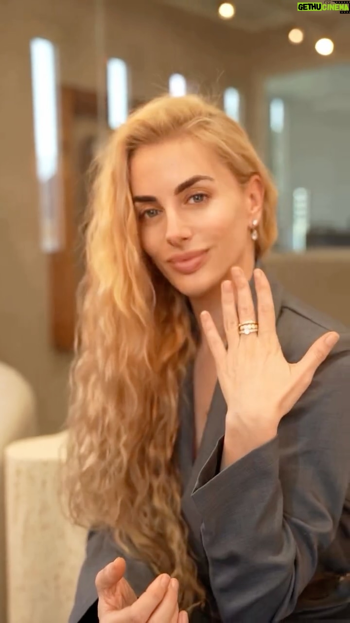 Catalina Palacios - 1.2K Likes - Los favoritos de Cata Palacios de nuestra nueva Colección Magna! Miss Maitencillo armo estas preciosas combinaciones 💖💎 Encuentralas en nuestra web y tiendas! 

#JoyasBaron #ColeccionMagna #jewellery #misschile