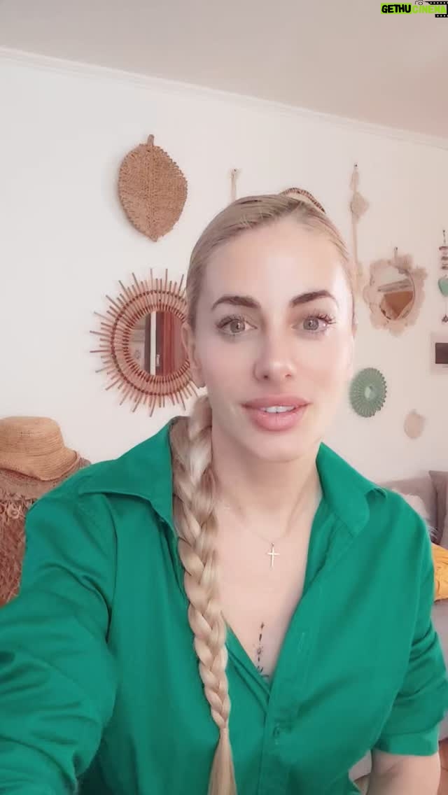 Catalina Palacios - 2.4K Likes - Que entretenido es también hablar sobre la inteligencia y mas! Me pidieron mucho este comentario 🎇❤✨