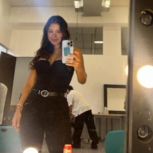 Caterin Escobar Instagram - Unos 6 meses muy movidos 💃🏻
2025 vamos muy bien ☺️🙏🏼