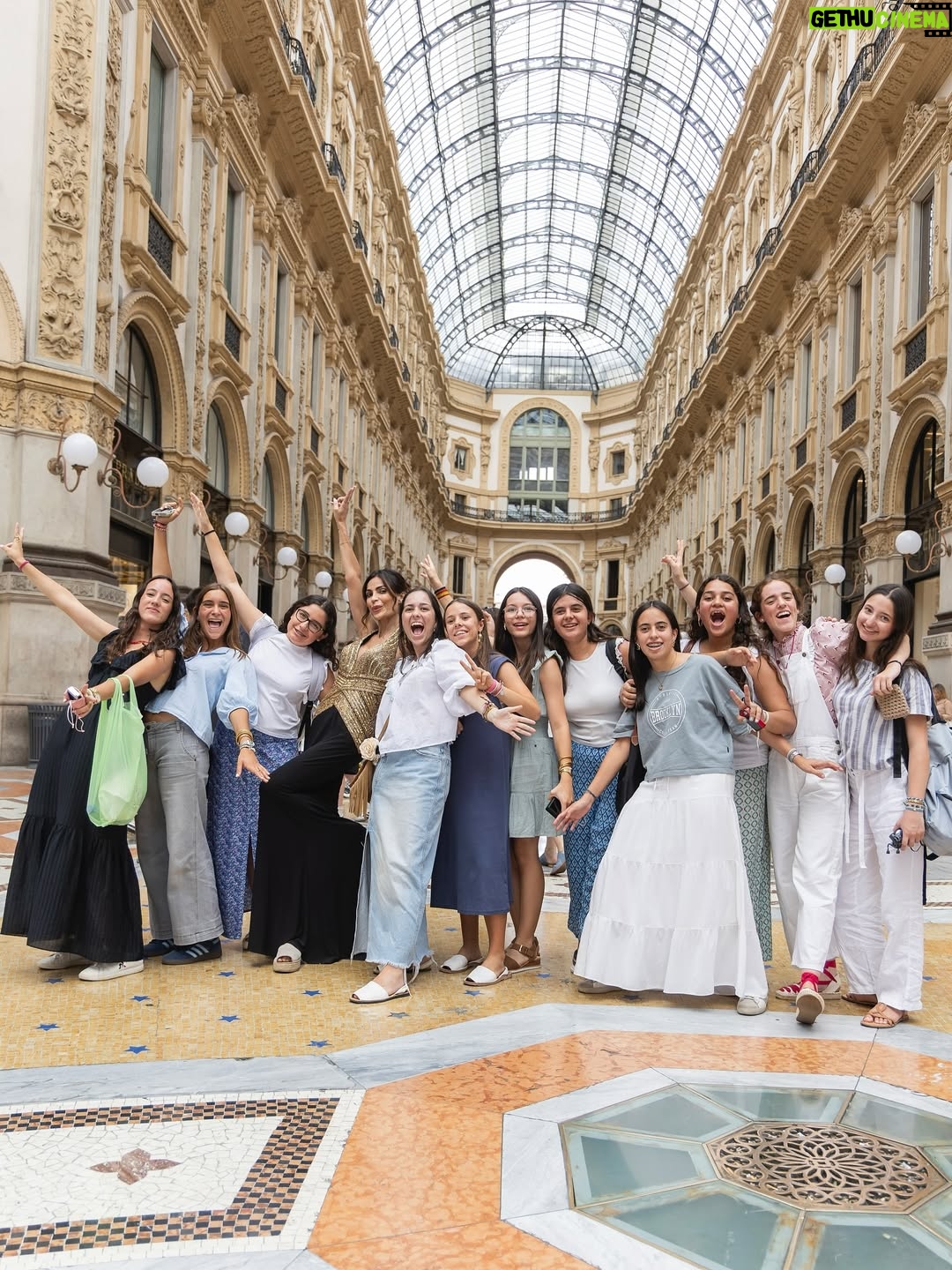 Caterina Valentino - 11.6K Likes - 🥹 𝐖𝐎𝐖 👏🏻♥️
10 años después… 
𝐕𝐈𝐏 es un movimiento global! 🌍
Me escriben mensajes en turco, ruso, francés, árabe, portugués, hindú…chino. A veces, para entender,  traduzco el idioma.
Y es que nuestra comunicación es genuina no necesita lenguaje💖
Este movimiento tiene un solo propósito:
✨ Que seas la mejor versión de ti ✨
𝐋𝐎𝐕𝐄 𝐘𝐎𝐔 𝐒𝐎 𝐌𝐔𝐂𝐇 𝐌𝐘 𝐕𝐈𝐏𝐒’𝐬 🫂❣️❣️❣️

💂🏻

🥹 𝐖𝐎𝐖👏🏻♥️
10 years later…
𝐕𝐈𝐏 is now a global movement! 🌍
I get messages in Turkish, Russian, French, Arabic, Portuguese, Hindi, Chinese… Sometimes, I even have to translate to understand them.
But our connection is so genuine… it doesn’t need language. 💖
This movement has only one purpose:
✨ To help you become the best version of yourself ✨
𝐋𝐎𝐕𝐄 𝐘𝐎𝐔 𝐒𝐎 𝐌𝐔𝐂𝐇 𝐌𝐘 𝐕𝐈𝐏’𝐬 🫂❣️❣️❣️

#VIP #caterinavip