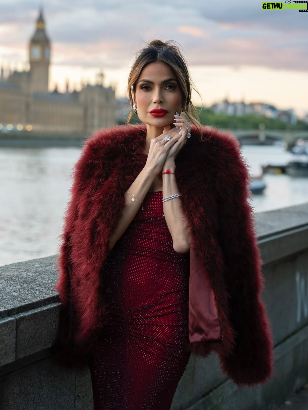 Caterina Valentino - 11.6K Likes - 𝟏 𝐭𝐨 𝟏𝟎 𝐑𝐚𝐭𝐞 𝐦𝐲 𝐨𝐮𝐭𝐟𝐢𝐭 ⁉️ 
Quién más ama este color❓ Amo el rojo intenso 
London you stole my heart 🇬🇧 🫀

Working on a new advertising campaign
Trabajando en nueva campaña publicitaria ✨

Photo: @2dorphoto 
Dress: @ellaboutiquemiami 
Makeup/Hair: @jessbonwickmua 
Jewels @caterinavalentinoworld 

Los amo ♥️

#moda #fashion  #london #Award