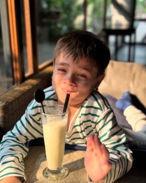 Celine Evangelista Instagram - Ketika akhirnya minum Gula 😎