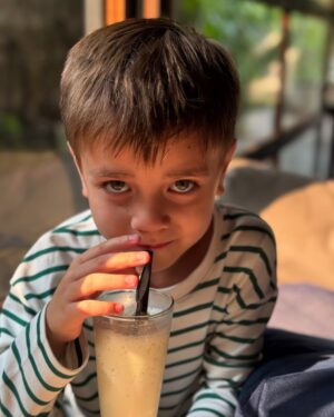 Celine Evangelista Instagram - Ketika akhirnya minum Gula 😎
