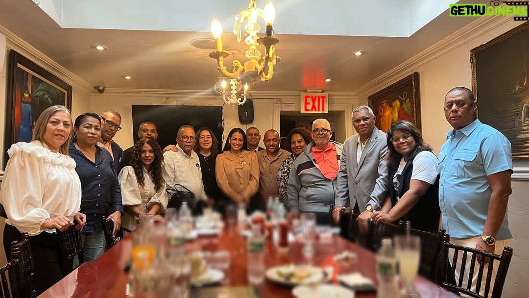 Celines Toribio - 3 Likes - 👉👉 Desliza👉👉
.
Un sábado cargado de reuniones en NYC 
.
Gracias estimado cónsul @chuvasquez @rden_ny por recibirnos y por todos sus lindos consejos 🤗🇩🇴
.
Reunión de trabajo con el equipo @index.ny planeando todo lo bueno que nos falta por realizar este 2025 🤗🙌🏻
.
En #timesquare con the best team @waddysjaquez y @espaillatsusibel planeando algo GRANDE para nuestro pais 🇩🇴