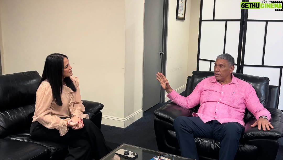Celines Toribio - 3 Likes - 👉👉 Desliza👉👉
.
Un sábado cargado de reuniones en NYC 
.
Gracias estimado cónsul @chuvasquez @rden_ny por recibirnos y por todos sus lindos consejos 🤗🇩🇴
.
Reunión de trabajo con el equipo @index.ny planeando todo lo bueno que nos falta por realizar este 2025 🤗🙌🏻
.
En #timesquare con the best team @waddysjaquez y @espaillatsusibel planeando algo GRANDE para nuestro pais 🇩🇴