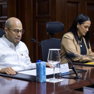 Celines Toribio Instagram - DĆas de mucho trabajo en nuestra casa de la diplomacia Dominicana @mirexrd Pero siempre encantada de hacerlo al lado de profesionales como el Viceministro de PolĆtica Exterior Bilateral el embajador Francisco A. Caraballo ( @fcocaraballo )
.
En el dĆa de ayer sostuvimos una reunión con el Consejo Nacional de Competitividad para presentar el plan META RD 2036 y el concurso de innovación RepĆŗblica de Ideas @republicadeideas.do
.
Todas las misiones del exterior y el instituto de Dominicanos y Dominicanas en el exterior presente en tan enriquecedor webinar š©š“