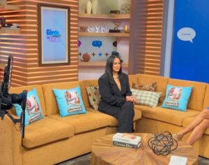 Celines Toribio Instagram - 👉👉 Desliza👉👉
.
Que bonito la pasé en el #gordoylaflaca de @univision 😁 hablar de mi país, de los trabajos realizados y de las nuevas ideas como @republicadeideas.do en cadena nacional y para toda Latinoamérica, me hace muy feliz.
.
Gracias @liliestefan @rauldemolina @clarissamolina y todo el equipo. Que lindo ver a #julioparedes y a @tdandrades
.
#fun #univision #familia #amigos PR WORK: @marymontero33 🤗