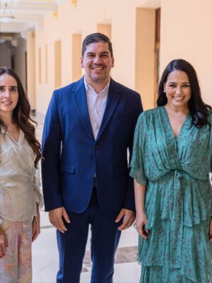 Celines Toribio Instagram - šš Desliza šš fotitos que voy tomando.
.
La vida va y viene y la felicidad del deber cumplido que no te la quite NADIE š
.
Mucho trabajo.
Cientos de reuniones
Muchos viajes
Impactando vidas
Y yo solo puedo decir GRACIAS š #feliz #positiva š¤ #somethinggoodiscoming #seguimos #trabajando #cadadiamejor @indexdomrd š©š“šš»
.
Tengo la memoria llena de fotos y momentos laborales š©š“šš»