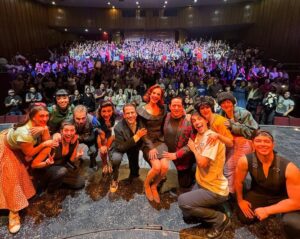 Chantal Andere Instagram - 6 ÚLTIMAS FUNCIONES DE
🪴LA TIENDITA DE LOS HORRORES‼️
GRACIAS AL PÚBLICO POR LLENAR EL TEATRO ‼️

🗓️HORARIOS:

Viernes 15 8:30 PM
Sábado 16 5:30 y 8:30 PM
Domingo 17 5:30 PM

Miércoles 20 8:30 PM * Audrey es Paola Gómez
Jueves 21 8:30 PM

📍TEATRO HIDALGO (Atrás de Bellas Artes).

👥Elenco: Chantal Ándere*, Paola Gómez*, Oscar Acosta, Juan Fonsalido, Sergio Jurado, Jair Campos, Crisanta Gómez, Felipe Álvarez, Scarlett Chico, Enrique Maddox, Leonora Enríquez, Itzel Gaitán y Alexa Hidalgo.

👨🏻‍💻Producción: Juan Torres @juantorresmx 
📝Dirección: Ricardo Díaz @ricardodiazdirector 
🕺🏻Coreografía: Pablo Rodríguez @pablokinesis 

🛜 Redes @tour121_of 

#latienditadeloshorroresmexico #teatrohidalgo #teatro #chantalandere #oscaracosta #paolagomez
