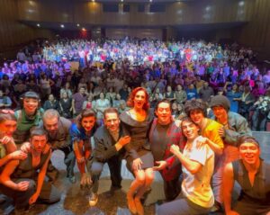 Chantal Andere Instagram - 6 ÚLTIMAS FUNCIONES DE
🪴LA TIENDITA DE LOS HORRORES‼️
GRACIAS AL PÚBLICO POR LLENAR EL TEATRO ‼️

🗓️HORARIOS:

Viernes 15 8:30 PM
Sábado 16 5:30 y 8:30 PM
Domingo 17 5:30 PM

Miércoles 20 8:30 PM * Audrey es Paola Gómez
Jueves 21 8:30 PM

📍TEATRO HIDALGO (Atrás de Bellas Artes).

👥Elenco: Chantal Ándere*, Paola Gómez*, Oscar Acosta, Juan Fonsalido, Sergio Jurado, Jair Campos, Crisanta Gómez, Felipe Álvarez, Scarlett Chico, Enrique Maddox, Leonora Enríquez, Itzel Gaitán y Alexa Hidalgo.

👨🏻‍💻Producción: Juan Torres @juantorresmx 
📝Dirección: Ricardo Díaz @ricardodiazdirector 
🕺🏻Coreografía: Pablo Rodríguez @pablokinesis 

🛜 Redes @tour121_of 

#latienditadeloshorroresmexico #teatrohidalgo #teatro #chantalandere #oscaracosta #paolagomez