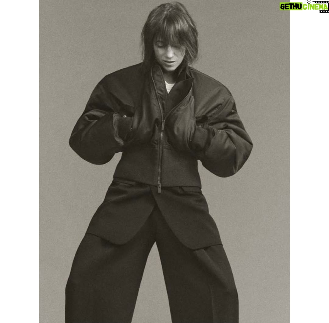 Charlotte Gainsbourg - 9.7K Likes - BAZAAR FRANCE N°20

@bazaarfrance 
Clothes by @ysl by @anthonyvaccarello
