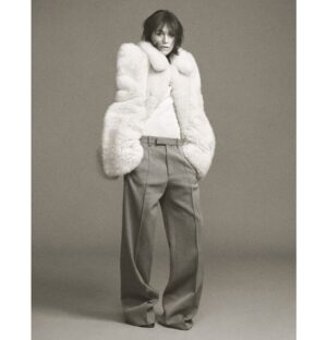 Charlotte Gainsbourg Instagram - BAZAAR FRANCE N°20
@bazaarfrance