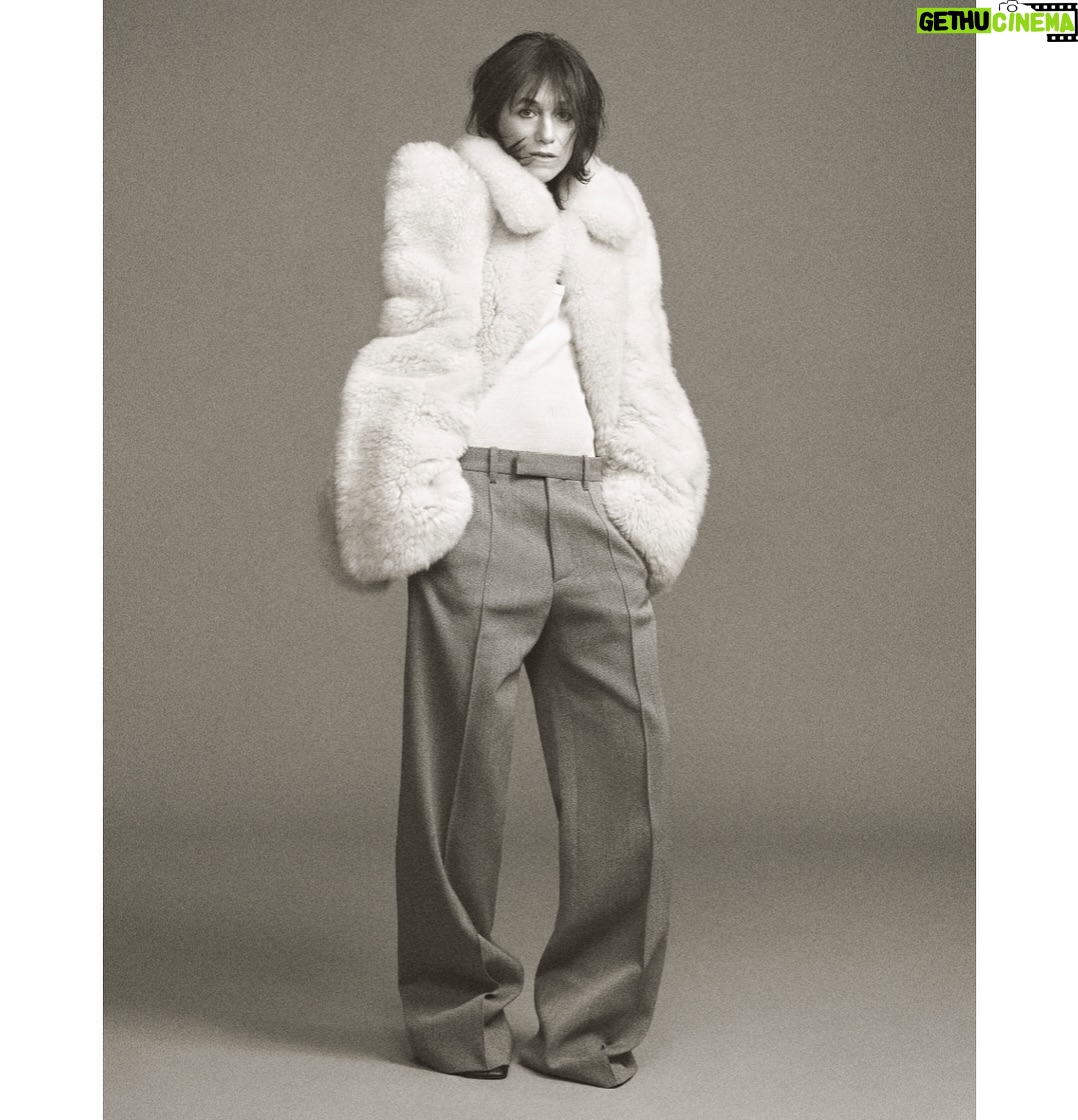 Charlotte Gainsbourg - 11.5K Likes - BAZAAR FRANCE N°20

@bazaarfrance