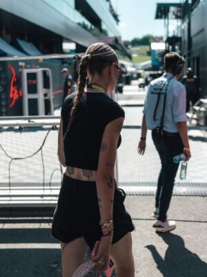 Cheyenne Ochsenknecht Instagram - First Time Formula 1,it was a blast!!🏎️🏁🥵 @redbullring @redbullaustria @visitsteiermark