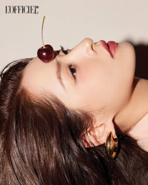 Chi Pu Instagram - CHI PU x @gucci x @lofficielvietnamofficial | CHERRY ON TOP
Chi Pu cùng Gucci mang sắc đỏ Cherry xuất hiện trên tạp chí L'Officiel 🍒
BST Gucci Ancora dự kiến sẽ cập bến Việt Nam vào ngày 15/3 sắp tới, đây như một cột mốc mới, gắn liền cùng nguồn di sản lâu đời của nhà mốt. Cùng Chi Pu và L'OFFICIEL Vietnam đón chờ sự kiện quan trọng và bùng nổ của Gucci trong thời gian sắp tới nhé!
-
Creative Director: Alex Fox
Art Director: Thanh Binh Dang
Managing Editor: Hai Yen Ho
Marketing Manager: Lucia Kỳ
Editor: Uyen Ph
Photographer: Huy Vũ Lê
Producer: max
Communication: Quoc Nguyen
Stylist: Phạm Bảo Luận
Make Up & Hair: Cao Kim Tuyền (Hiwon team)
Production Assistants: Phuong Nguyen, Tran Anh Kiet
Nails: Manikure_naillab
Location: Lloyd’s Inn Singapore
