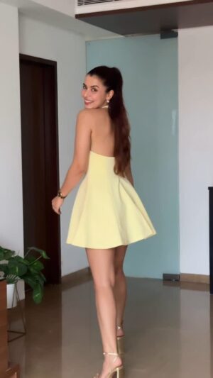 Chitranshi Dhyani Instagram - 💛