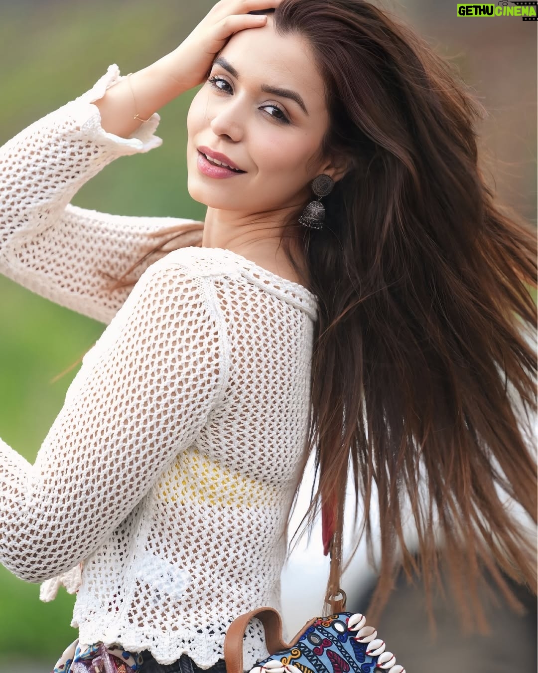 Chitranshi Dhyani - 9.9K Likes - ⛰️ ✨