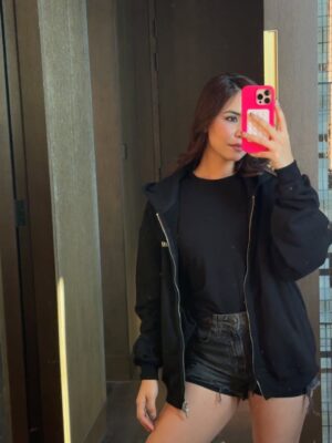 Chitranshi Dhyani Instagram - 🇦🇺 🌞