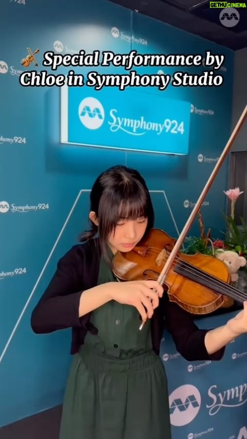 Chloe Chua - 6.1K Likes - Who else is excited for Symphony 924’s Dedicated Concert this Saturday?! 🤩
Here’s a sneak peak of the GORGEOUS Butterfly Lovers’ Violin Concerto, ft. our favourite violin star Chloe Chua 😍 
Catch Chloe Chua, along with Khim Oei and Amanda Zhu on the Drive Home tonight between 5-8pm! 🎧 

#symphony924 #mediacorpsymphony924 #onlythefinestmusic #1sgradionetwork #melisten