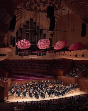 Chloe Chua Instagram - What a night 🎵
Last night the @singaporesymphony made their epic, long-awaited Australian debut in our Concert Hall, filling the room with stunningly rich melodies. Led by Hans Graf, the orchestra took us on a ride with works by Tchaikovsky, Koh Cheng Jin and Brahms featuring violin superstar @violinistchloechua and principal cellist @isteinrockstar.
Were you there? Which moment took your breath away?
📸 Jay Patel