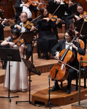 Chloe Chua Instagram - What a night 🎵
Last night the @singaporesymphony made their epic, long-awaited Australian debut in our Concert Hall, filling the room with stunningly rich melodies. Led by Hans Graf, the orchestra took us on a ride with works by Tchaikovsky, Koh Cheng Jin and Brahms featuring violin superstar @violinistchloechua and principal cellist @isteinrockstar.
Were you there? Which moment took your breath away?
📸 Jay Patel