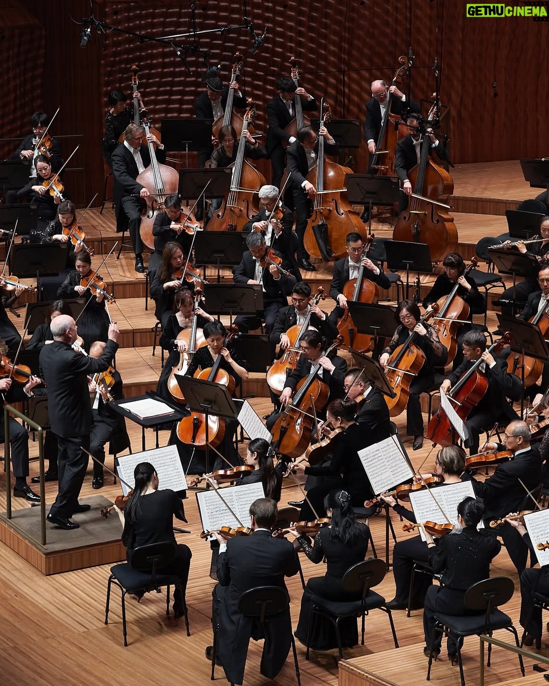 Chloe Chua - 13.2K Likes - What a night 🎵
 
Last night the @singaporesymphony made their epic, long-awaited Australian debut in our Concert Hall, filling the room with stunningly rich melodies. Led by Hans Graf, the orchestra took us on a ride with works by Tchaikovsky, Koh Cheng Jin and Brahms featuring violin superstar @violinistchloechua and principal cellist @isteinrockstar.
 
Were you there? Which moment took your breath away? 
 
📸 Jay Patel