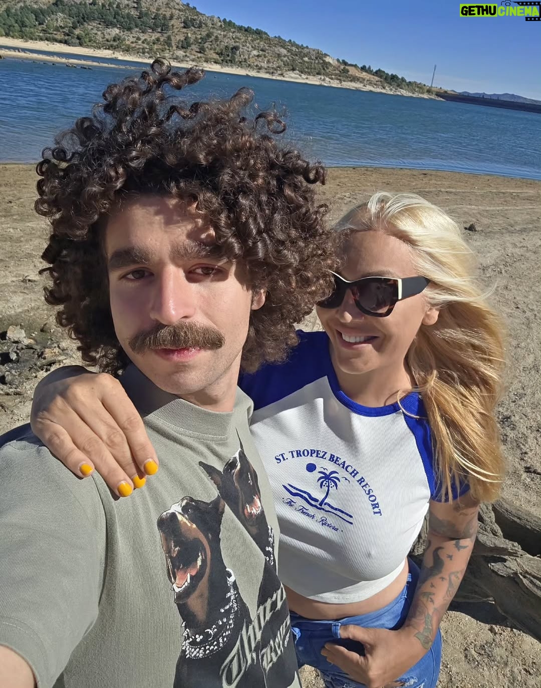 Christina Rapado - 3 Likes - ✨ Un domingo increíble junto a mi adorado @alexandre_gontier : comida deliciosa en Navacerrada, paseo por el embalse disfrutando de la naturaleza y cine para terminar el día.
Un domingo perfecto, de esos que te hacen desconectar y empezar la semana con las pilas cargadas. 💫🌿🍿
*Total Outfit: @elcorteingles
#christinarapado #cristinarapado #summer2025 #September2025 #spain2025 #Madrid2025 #singer #actress #model #tvpresenter #tattooedgirl #diva #beauty #fashion #toxicpeopleout #richandpowerfulwomen #empoweringwomen #power #richwomen #crazylife #crazysummer #summer #iconic #influencer #Navacerrada #Navacerrada2025