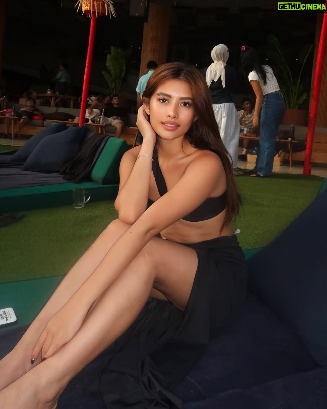 Christine Bermas - 29.7K Likes - 🇮🇩