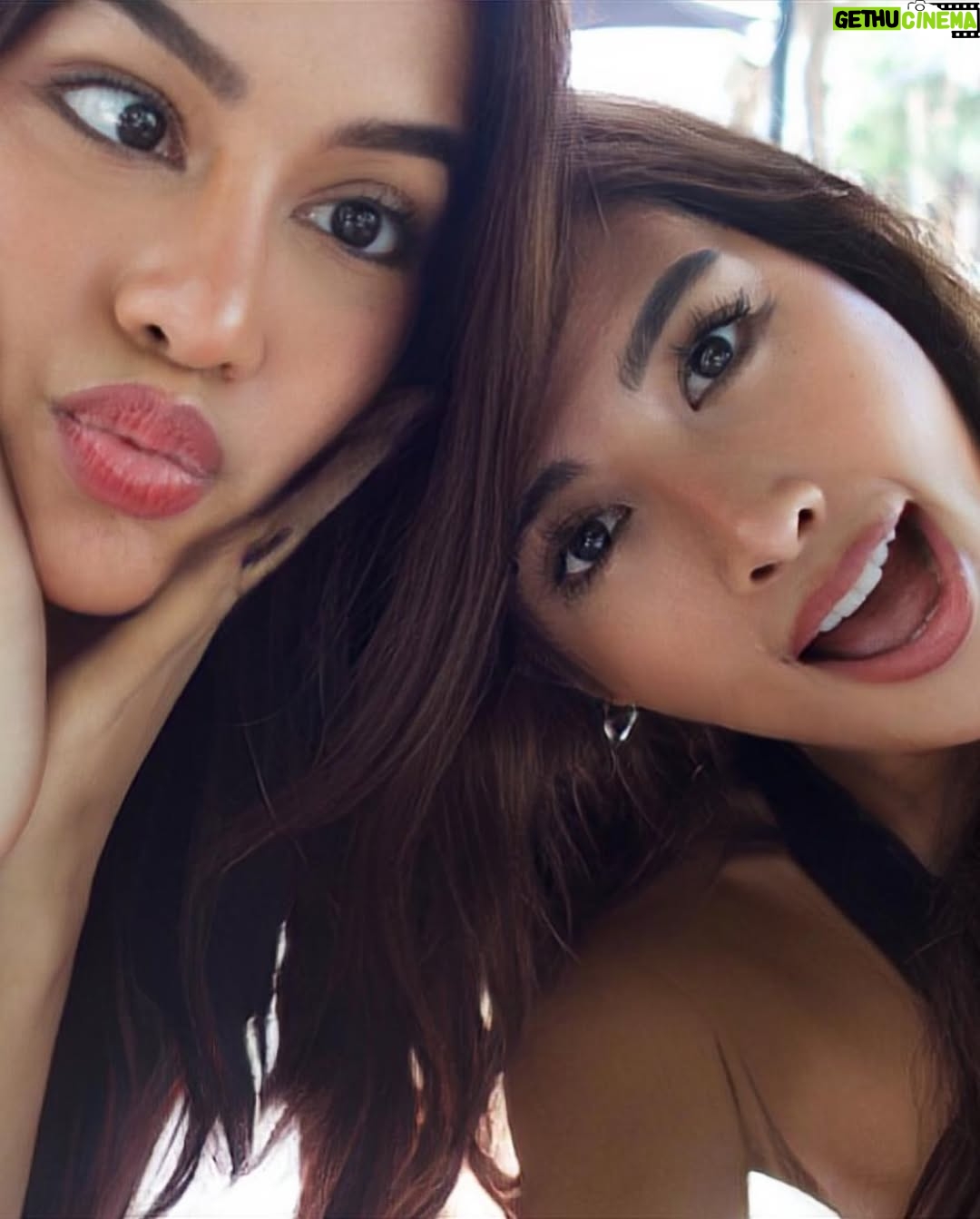 Christine Bermas - 29.7K Likes - 🇮🇩